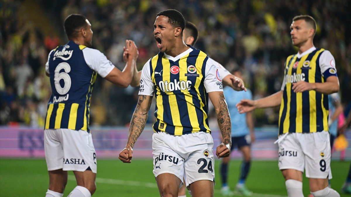 Fenerbahçe, Adana Demirspor'u devirdi