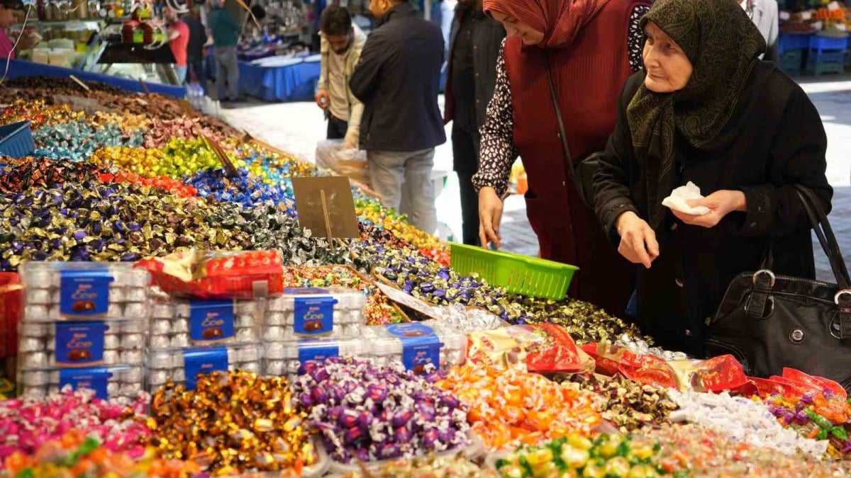 Ramazan Bayram'na özel şekerler tezgahlara çıktı