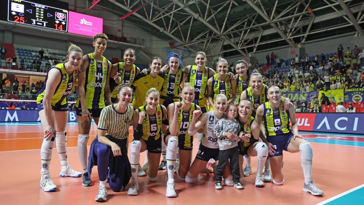 Fenerbahçe, Sultanlar Ligi'nde finale yükseldi