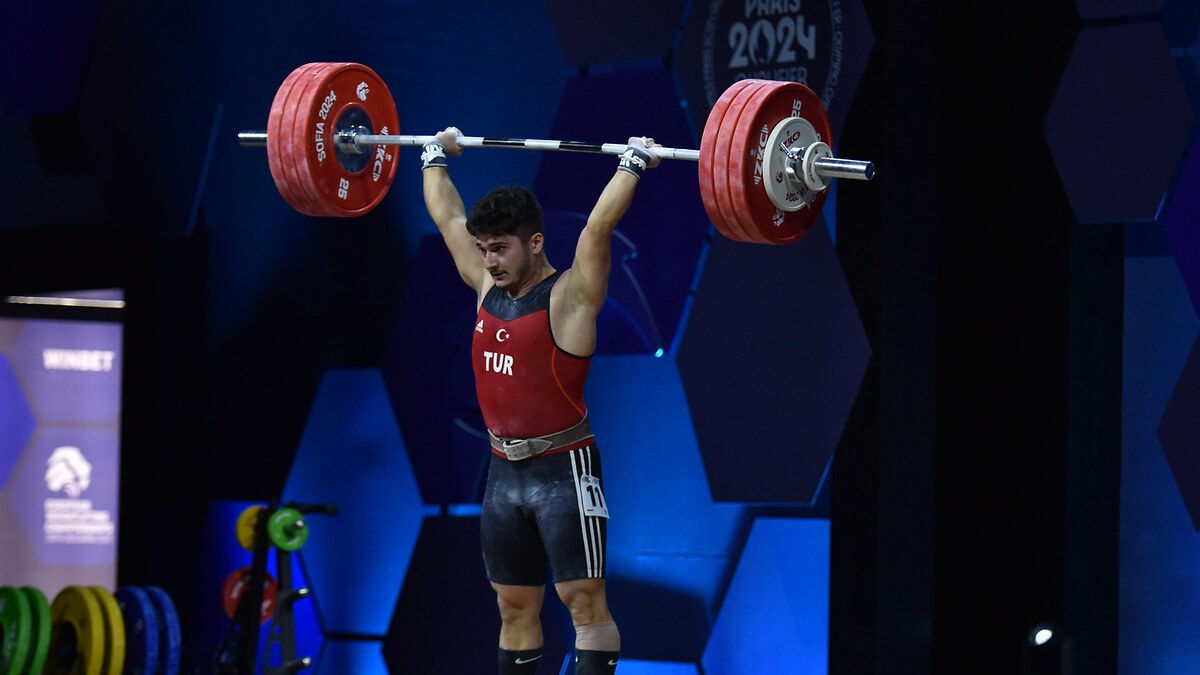 Muhammed Furkan Özbek, olimpiyat kotası kazandı
