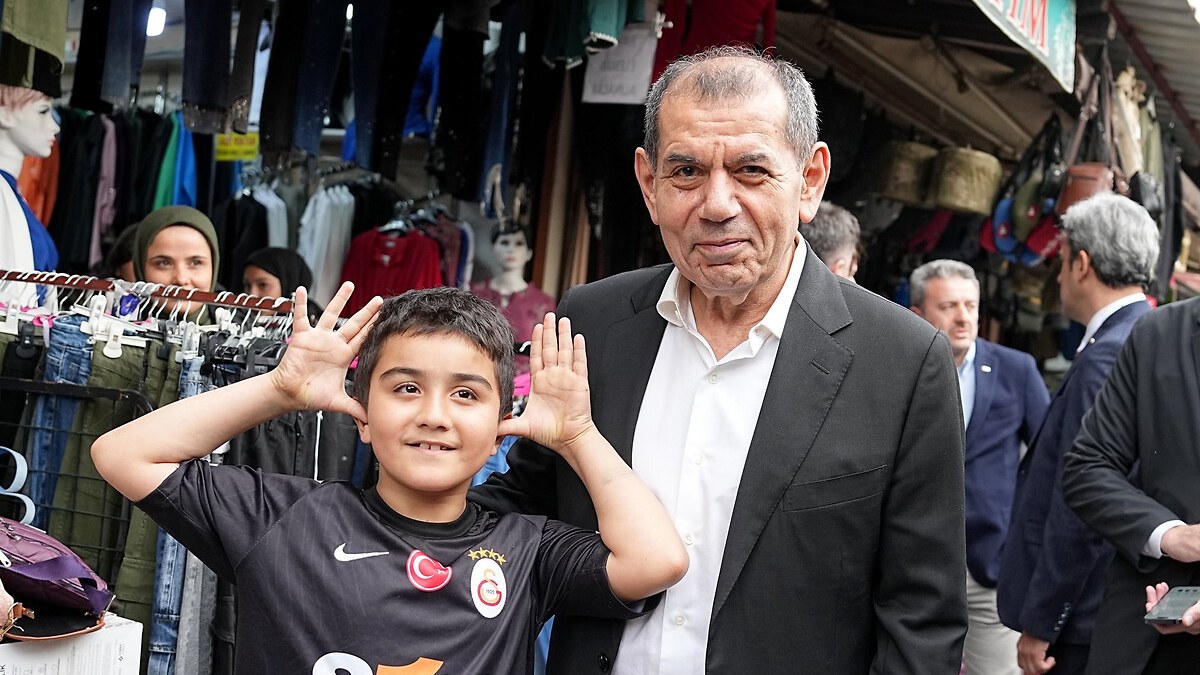Dursun Özbek: Fenerbahçe'yi tam kadro bekliyoruz