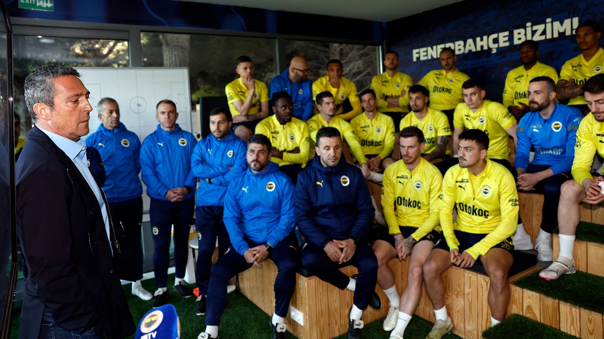 Fenerbahçe'de Ali Koç, futbolcularla bir araya geldi