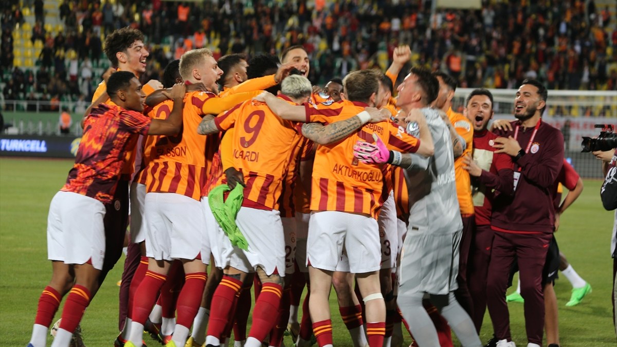 Galatasaray Süper Kupa'yı ne zaman alacak? Tarih belli oldu