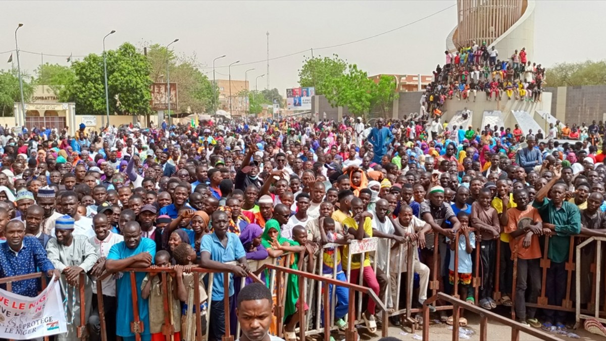 Nijer'de ABD karşıtı gösteri: Askeri anlaşmanın iptalini istediler