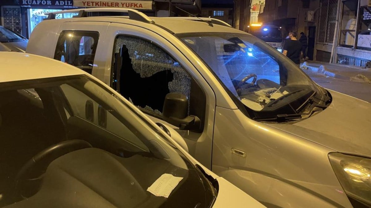 İstanbul Bağcılar'da silahlı saldırı: 2 yaralı