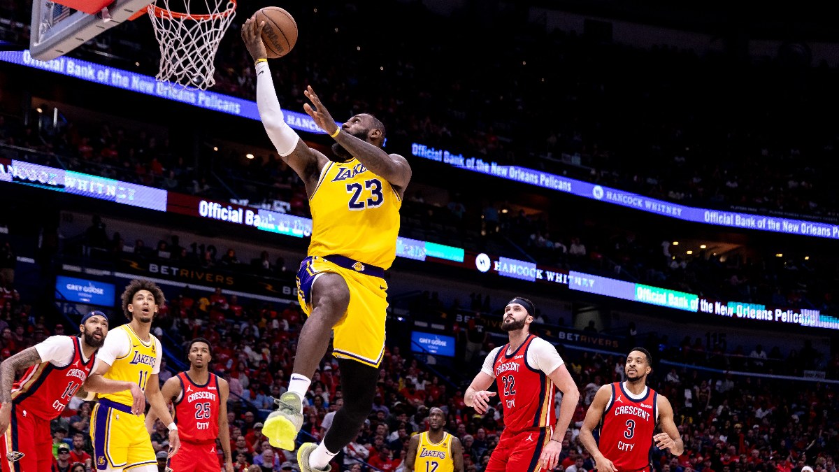 Los Angeles Lakers, New Orleans Pelicans'ı yenerek play-off turuna kaldı