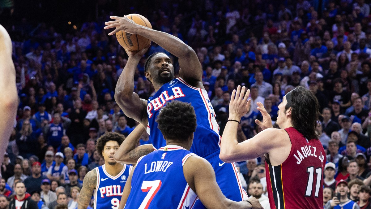 Philadelphia 76ers, Miami Heat'i yenerek play-off turuna yükseldi