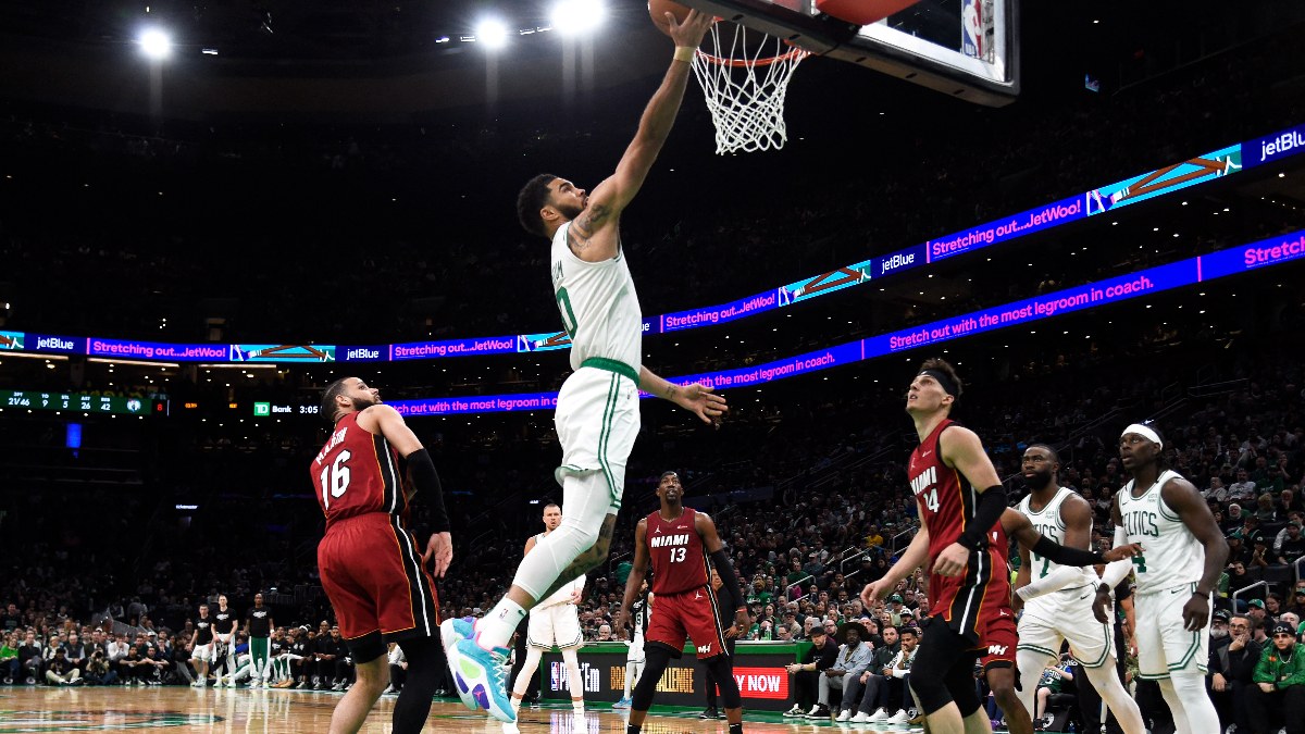 Boston Celtics, Miami Heat'i yenerek play-off serisinde öne geçti