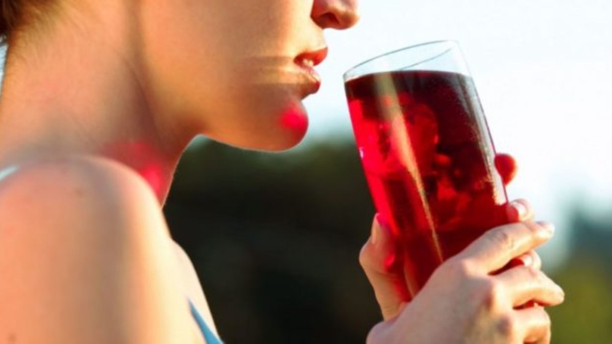 2 bardağı şifa oluyor! O meyvenin suyunu içmek hem kalp krizi hem felç riskini azaltıyor…