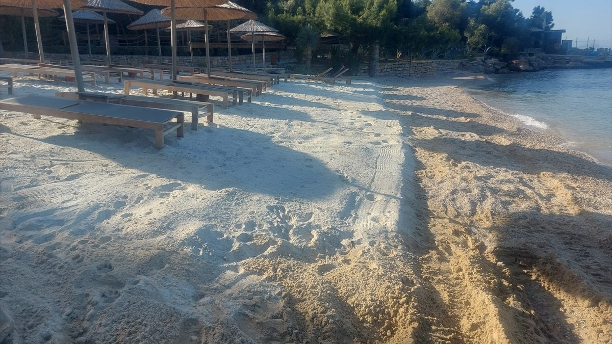 Muğla'da sahile beyaz kum döken işletmeye ceza