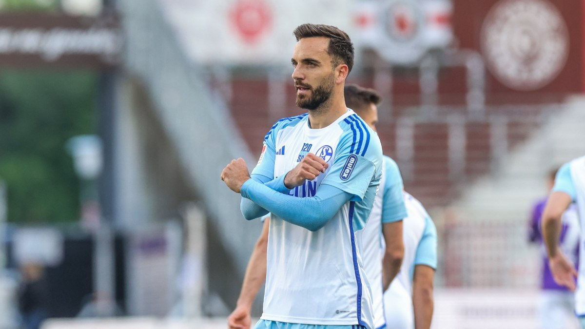 Kenan Karaman gol attı, Schalke ligde kaldı