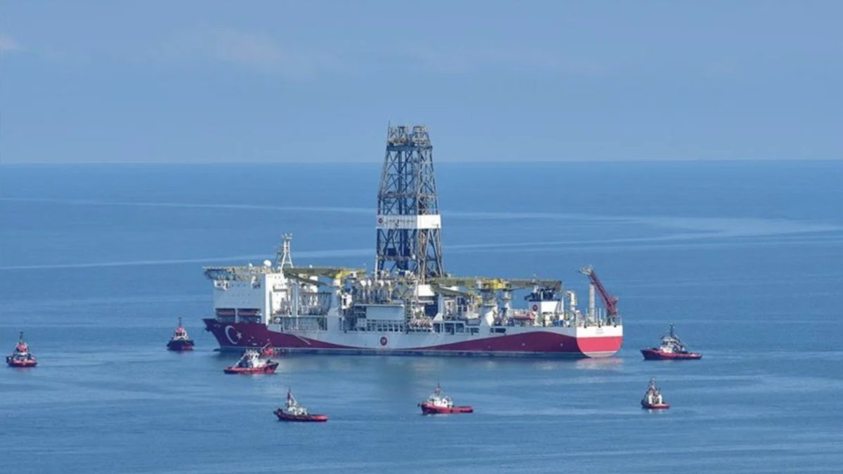 'Rize'de günlük 1 ton petrol denize sızıyor'