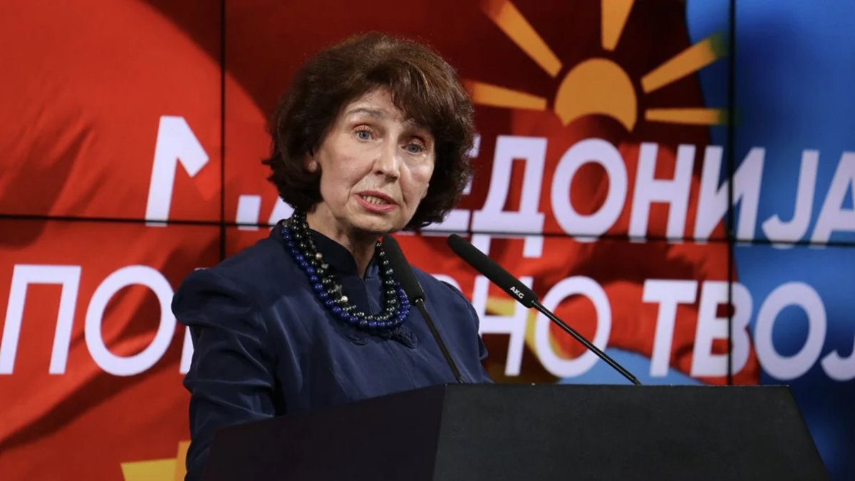 Kuzey Makedonya'nın ilk kadın Cumhurbaşkanı Siljanovska Davkova oldu