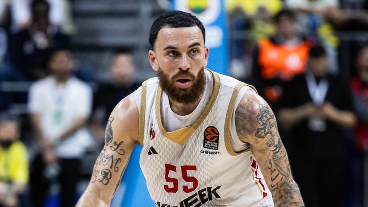 Mike James, EuroLeague'de sezonun MVP'si oldu