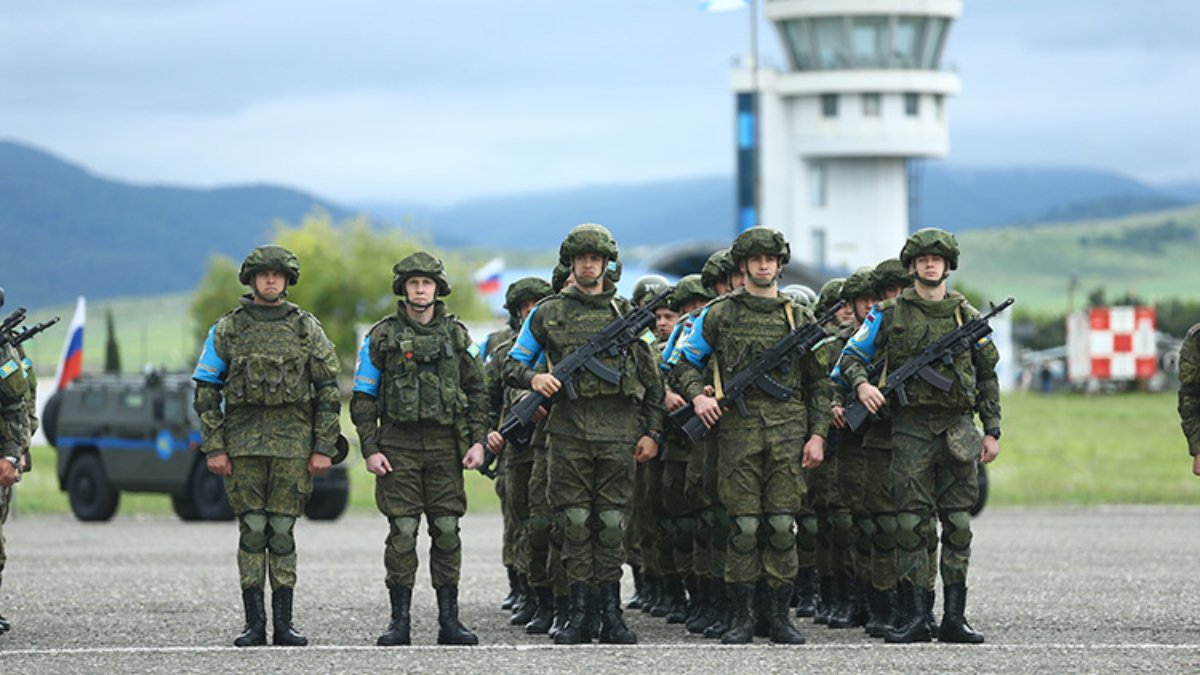 Rus Barış Gücü, Karabağ'daki görevini tamamladı