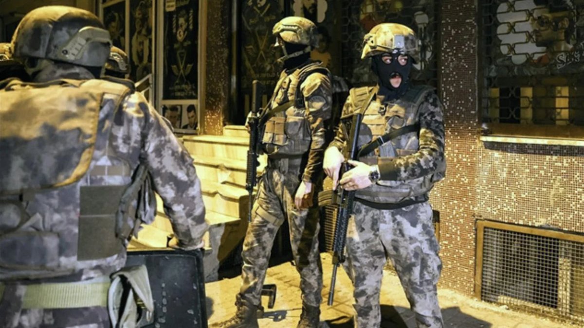 İstanbul'da terör örgütü DEAŞ operasyonu: 9 gözaltı