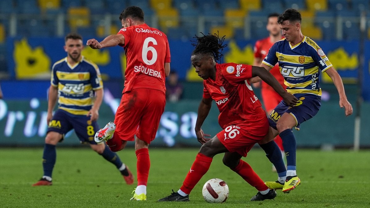 Ankaragücü ile berabere kalan Pendikspor, işini mucizelere bıraktı