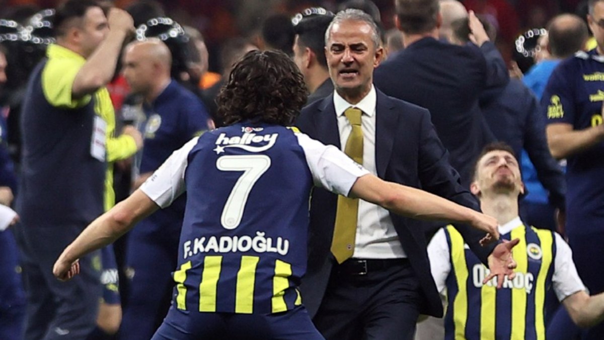 İsmail Kartal'dan Galatasaray galibiyeti pozu