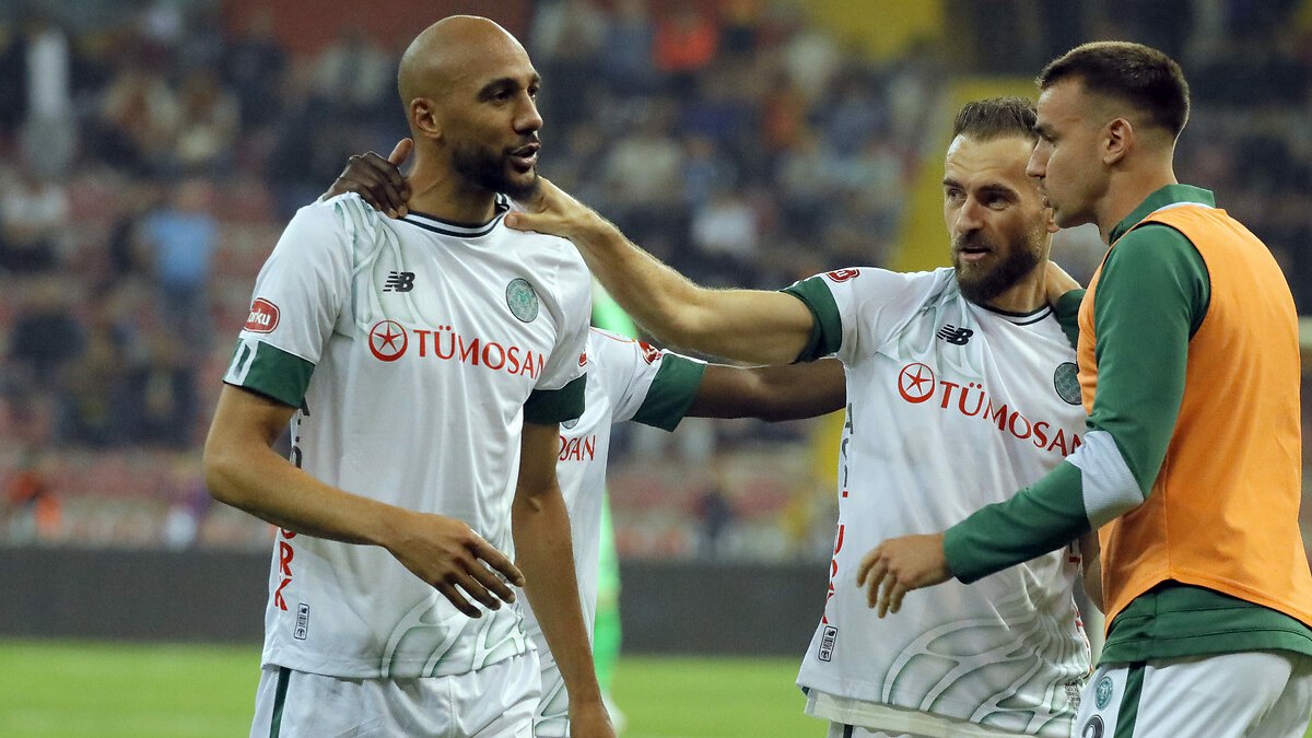 Konyaspor'dan Galatasaray'a özel tişört