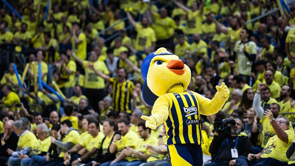 Fenerbahçe, Euroleague finali için parkede