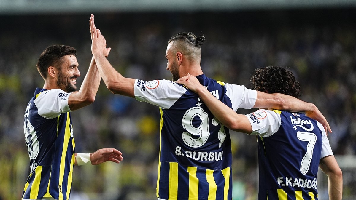 İstanbulspor'u 6-0 yenen Fenerbahçe sezonu ikinci tamamladı