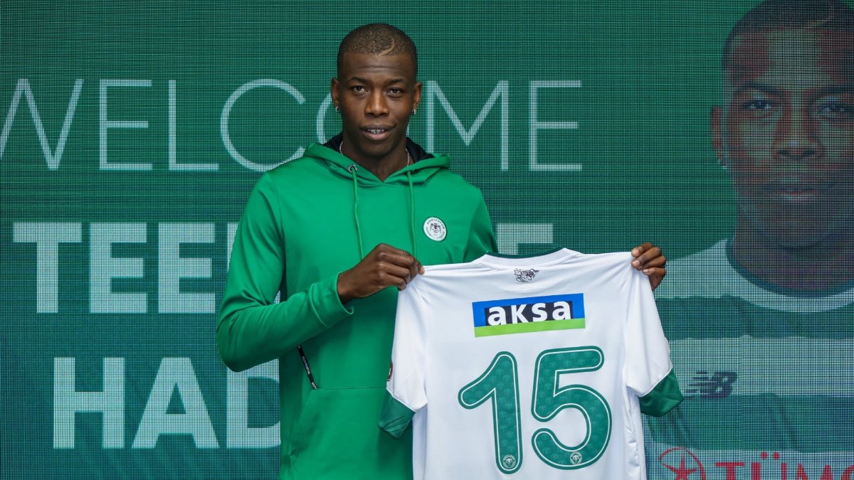 Teenage Hadebe, Konyaspor'dan ayrıldı