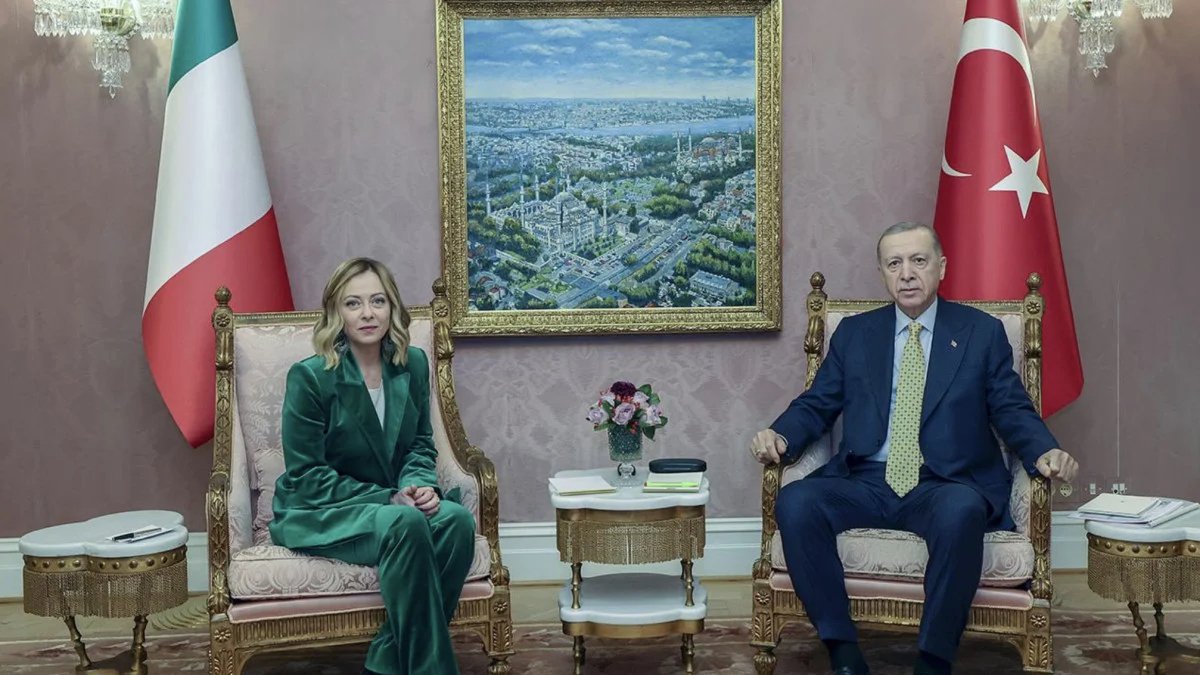 Cumhurbaşkanı Erdoğan, İtalya Başbakanı Meloni ile telefonda görüştü