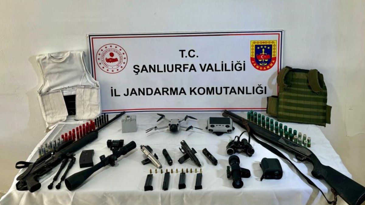 Şanlıurfa’da seçimlerin yenileneceği ilçede cephanelik ele geçirildi