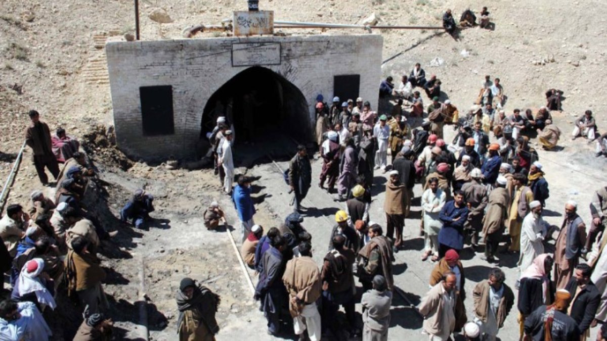 Pakistan'da maden faciası: 11 ölü