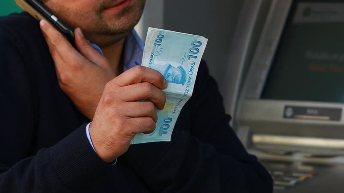 Isparta'da sahte banka görevlisi 179 bin 500 lira dolandırdı