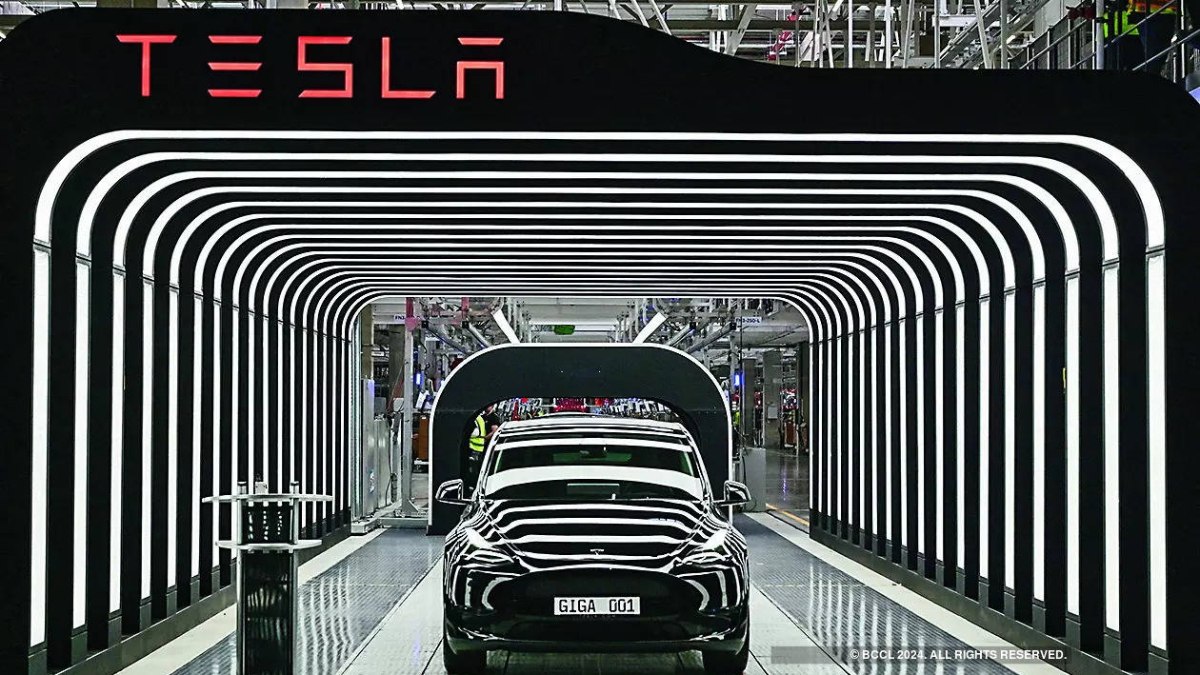 Tesla, çip üreticisi Nvidia'dan 4 milyar dolara yakın  donanım alacak