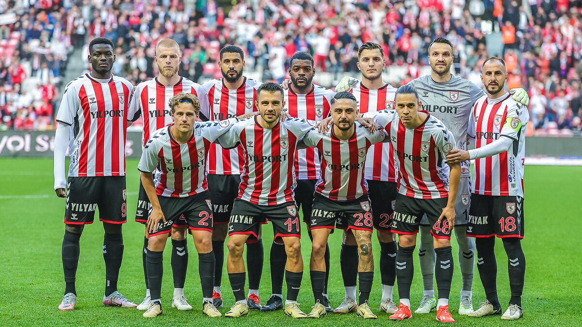 Samsunspor’da 4 oyuncu ile yollar ayrıldı
