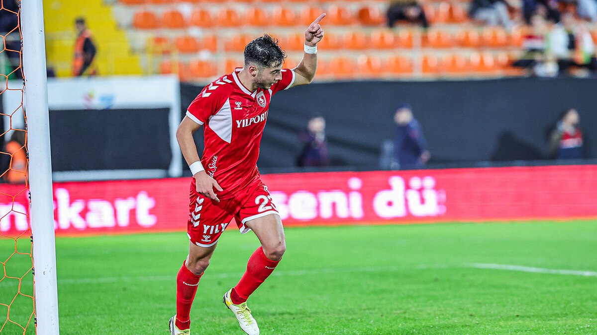 Samsunspor, Muhammed Gümüşkaya ile vedalaştı