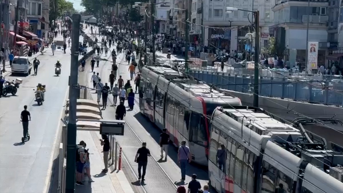 İstanbul'da Kabataş-Bağcılar tramvay hattı normale döndü