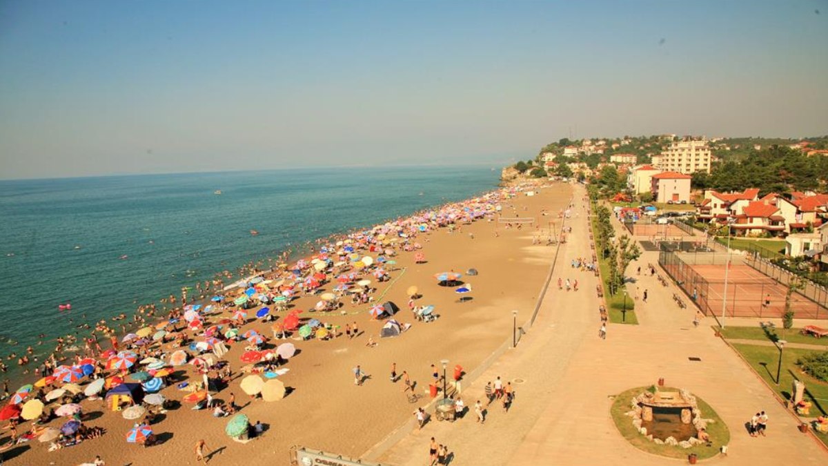 Ne Bodrum, ne de Çeşme! O ilçeye akın akın turist gidiyor