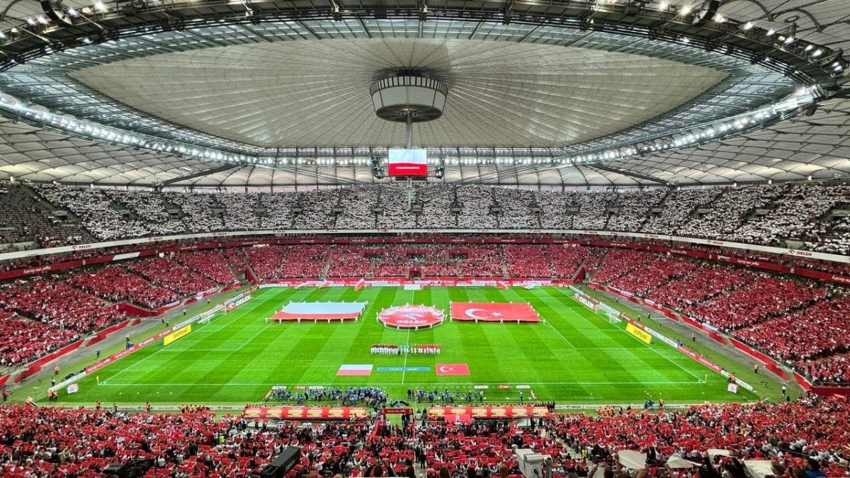 Polonya - Türkiye karşılaşmasını 48 bin 677 futbolsever takip etti