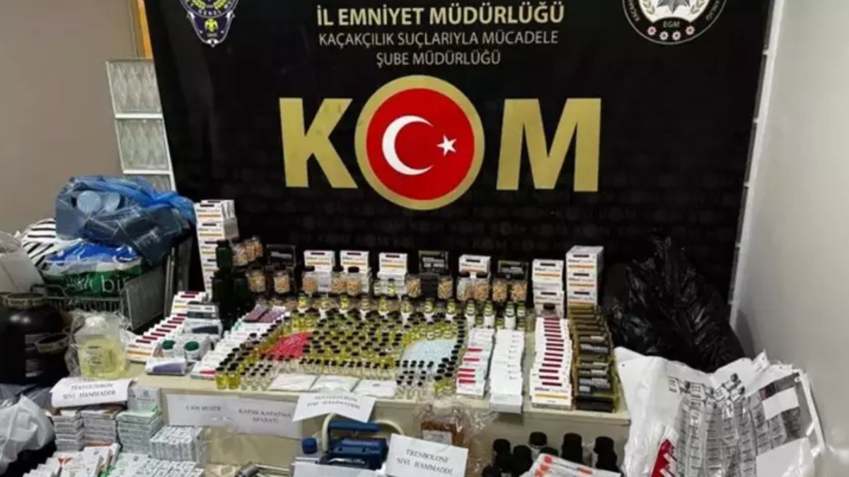 İzmir'de sahte vücut geliştirme ilacı üretimi yapan 4 kişi yakalandı