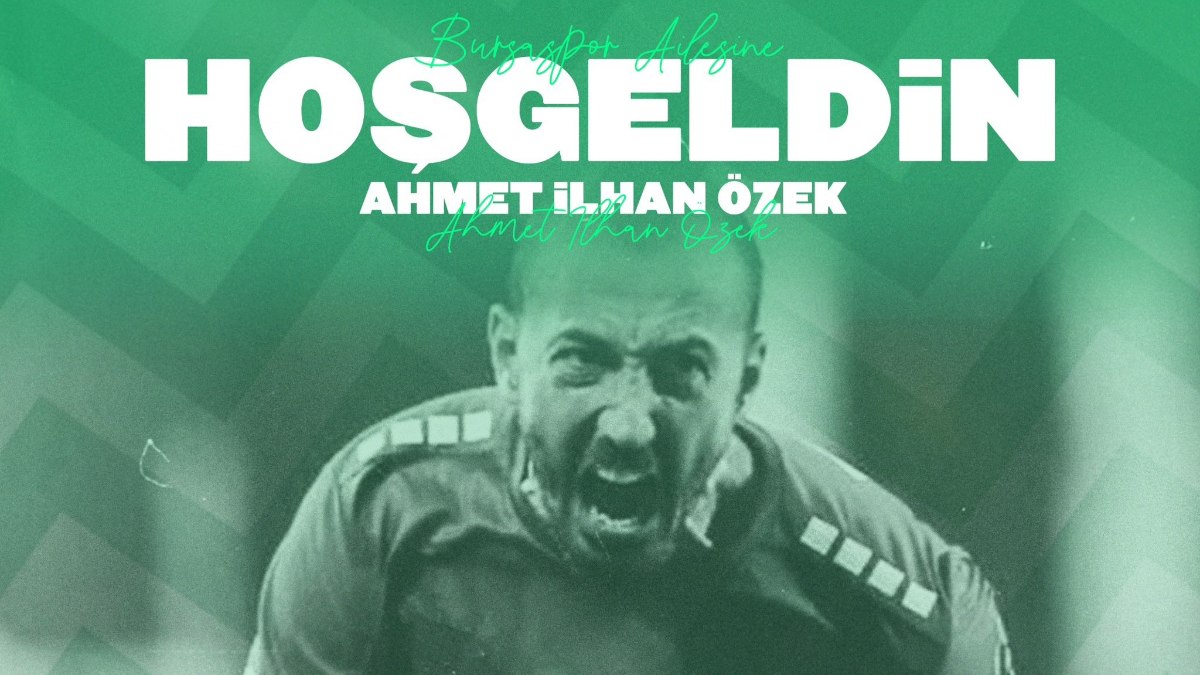 Bursaspor, Ahmet İlhan Özek'i renklerine bağladı