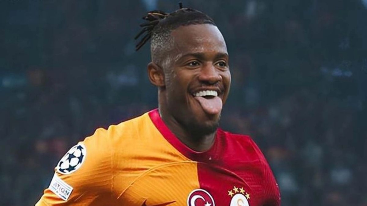 Galatasaray'da Batshuayi'nin imza tarihi