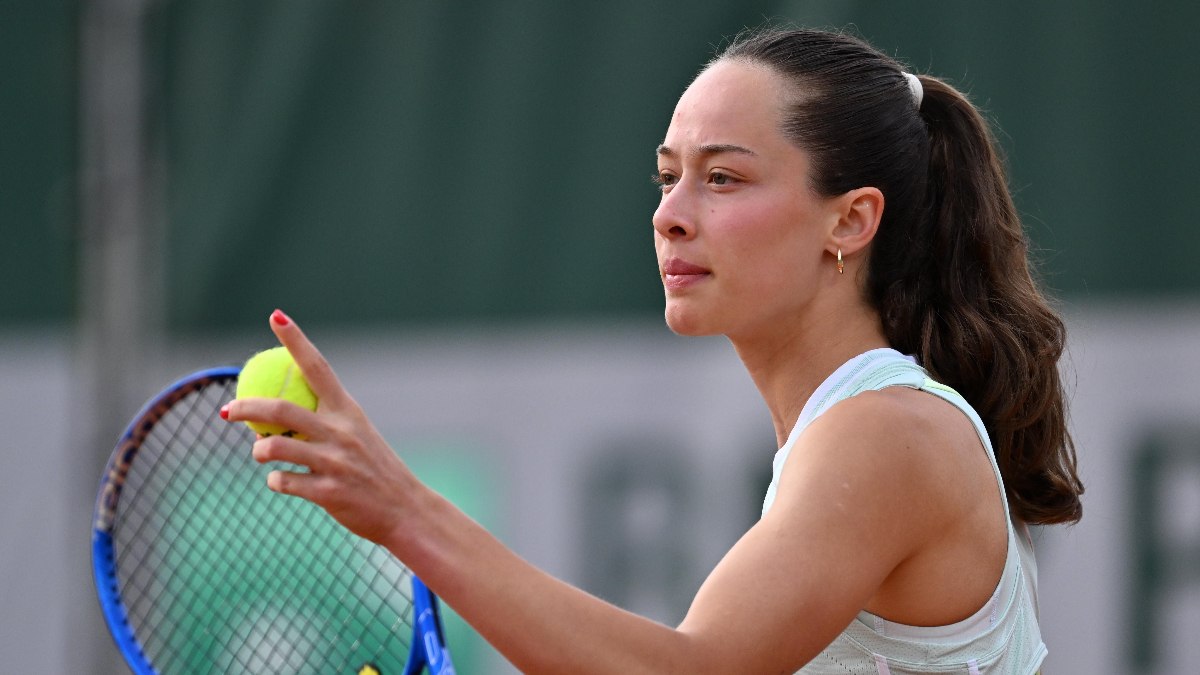 Zeynep Sönmez, Wimbledon'da ana tabloya bir adım uzaklıkta!