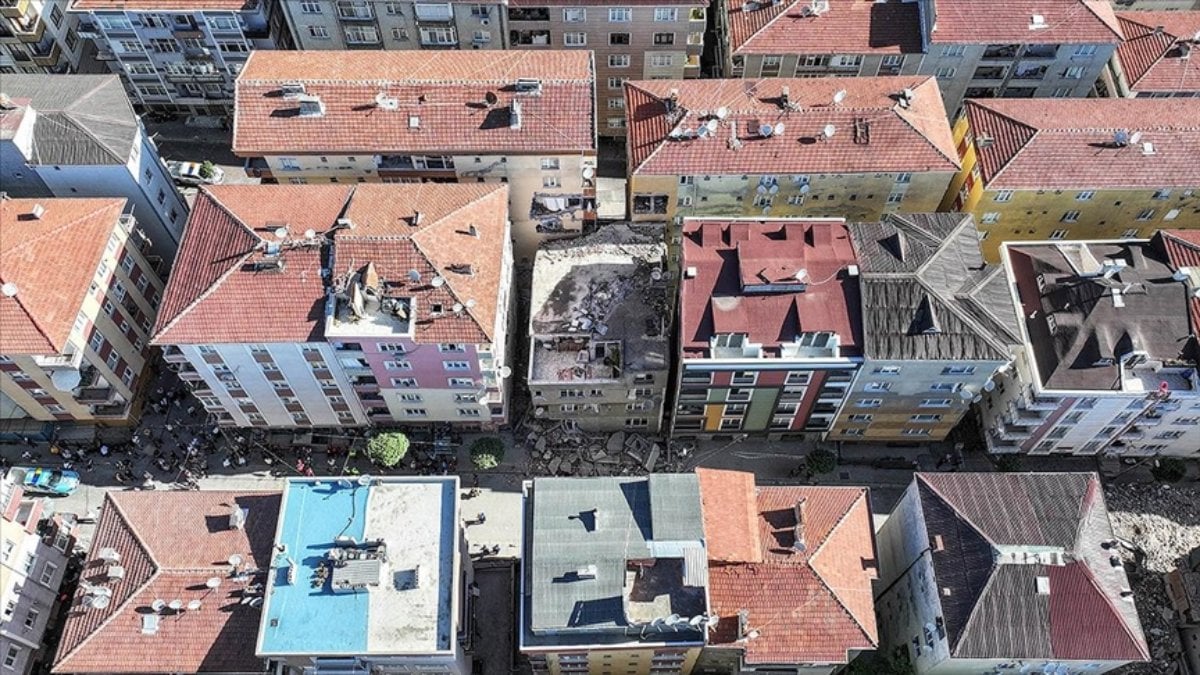 İstanbul'da 50 binden fazla eski bina, kendiliğinden çökebilir