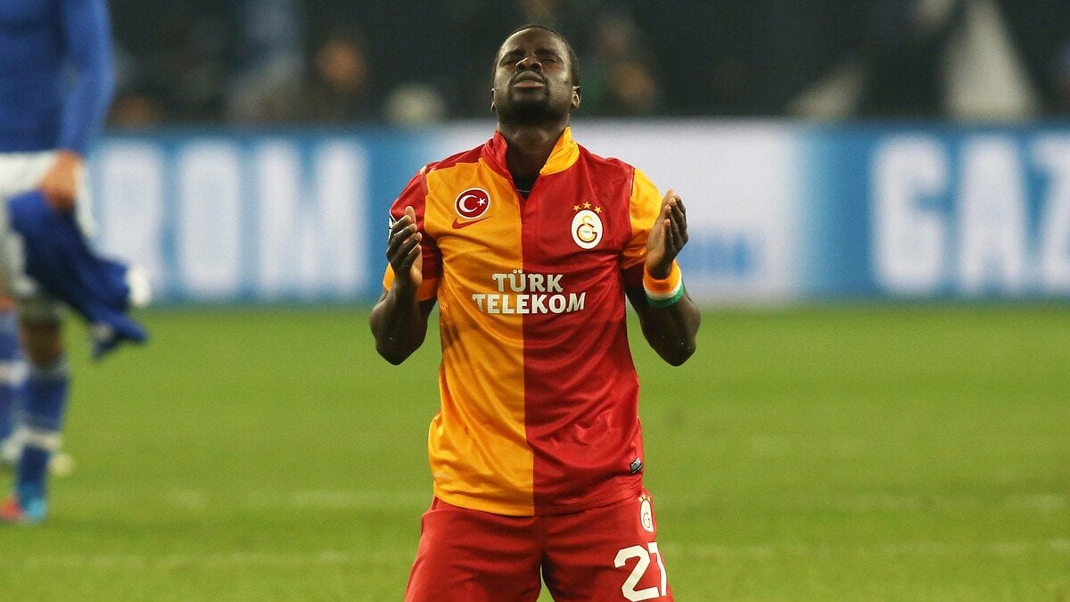 Emmanuel Eboue'den tepki çeken sözler: Galatasaray'ın şampiyonluğuyla kimse ilgilenmiyor