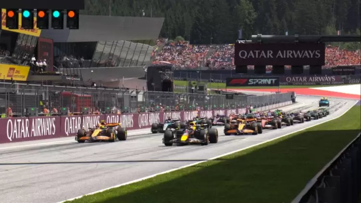Max Verstappen, Avusturya GP'de sprint yarışını kazandı