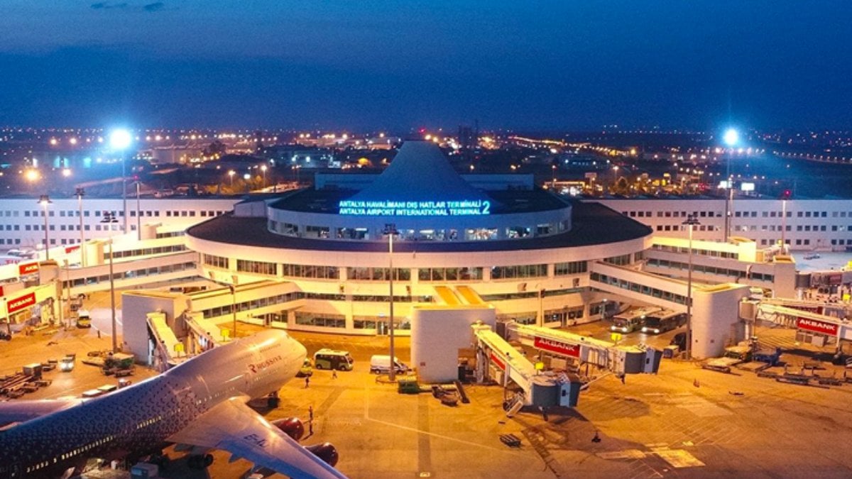 Antalya Havalimanı 2024'ün rekorunu kırdı