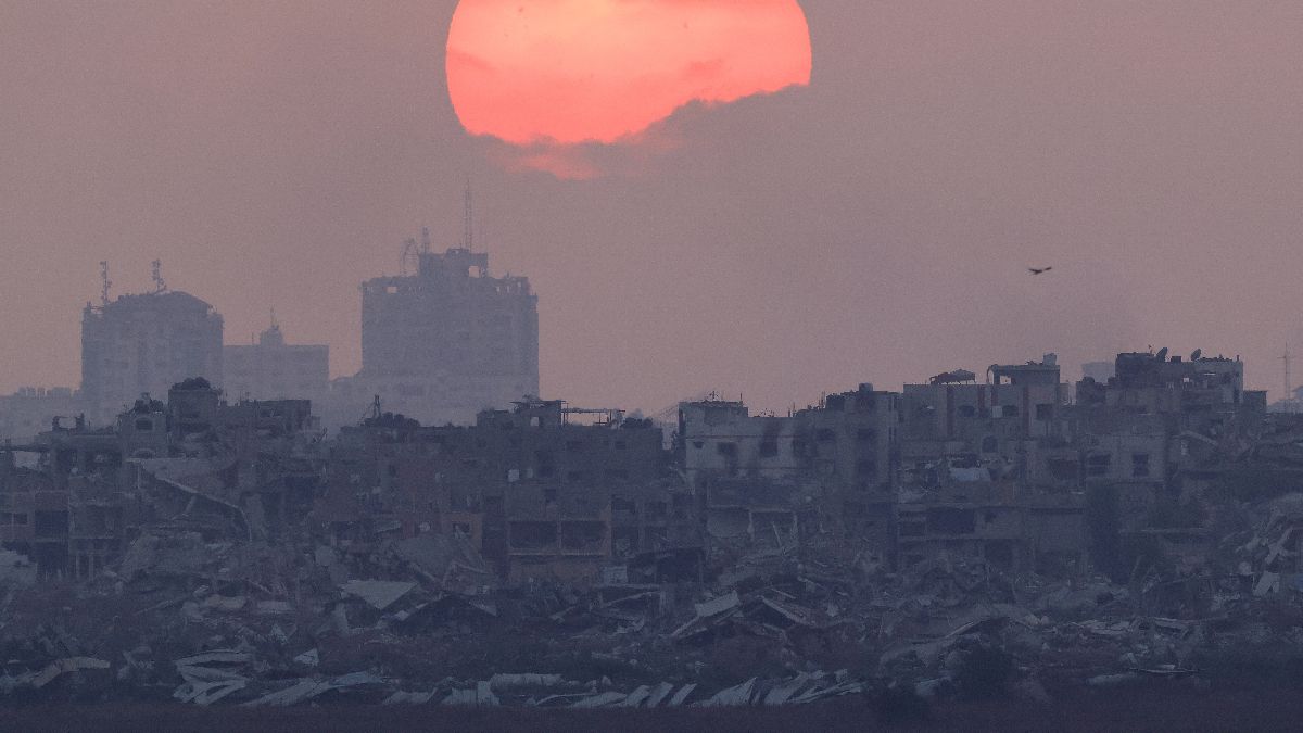 Gazze'de can kaybı 37 bin 877'ye yükseldi