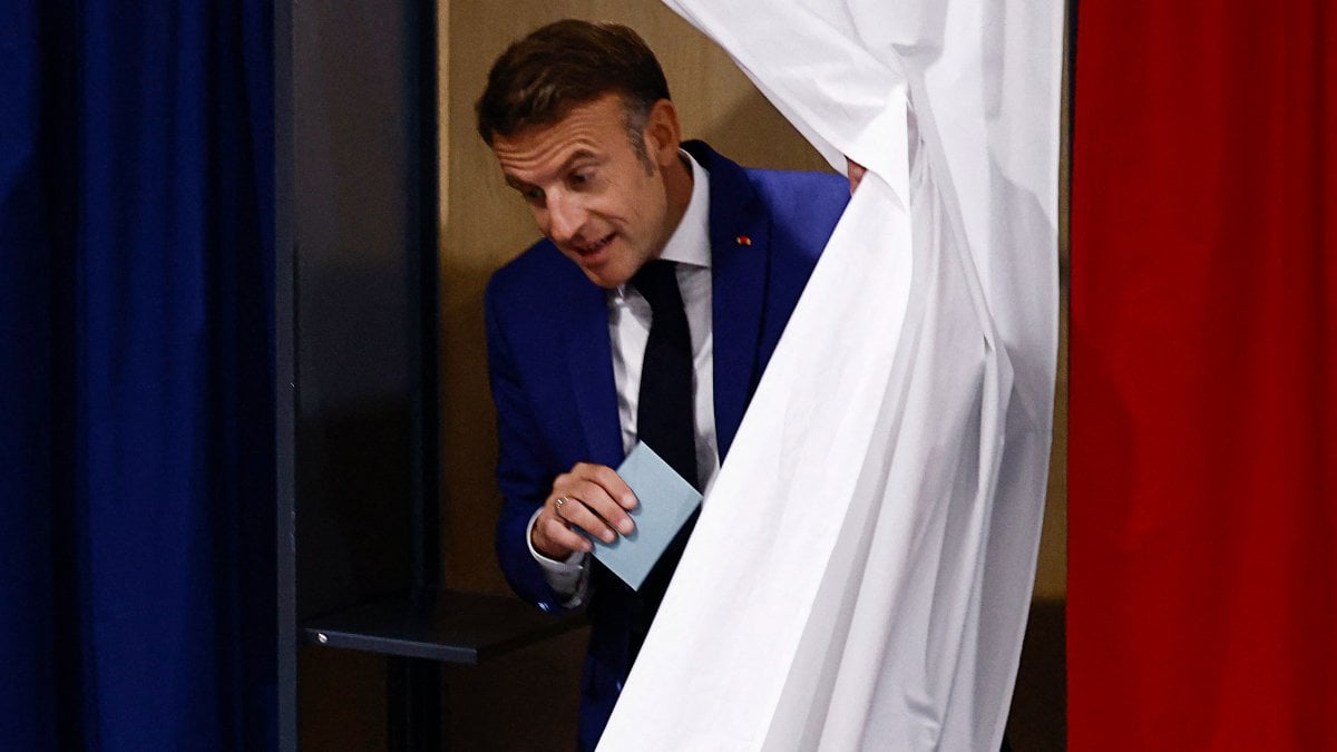Fransız basını: Macron'un erken seçim kararı kendi sonunu getirdi