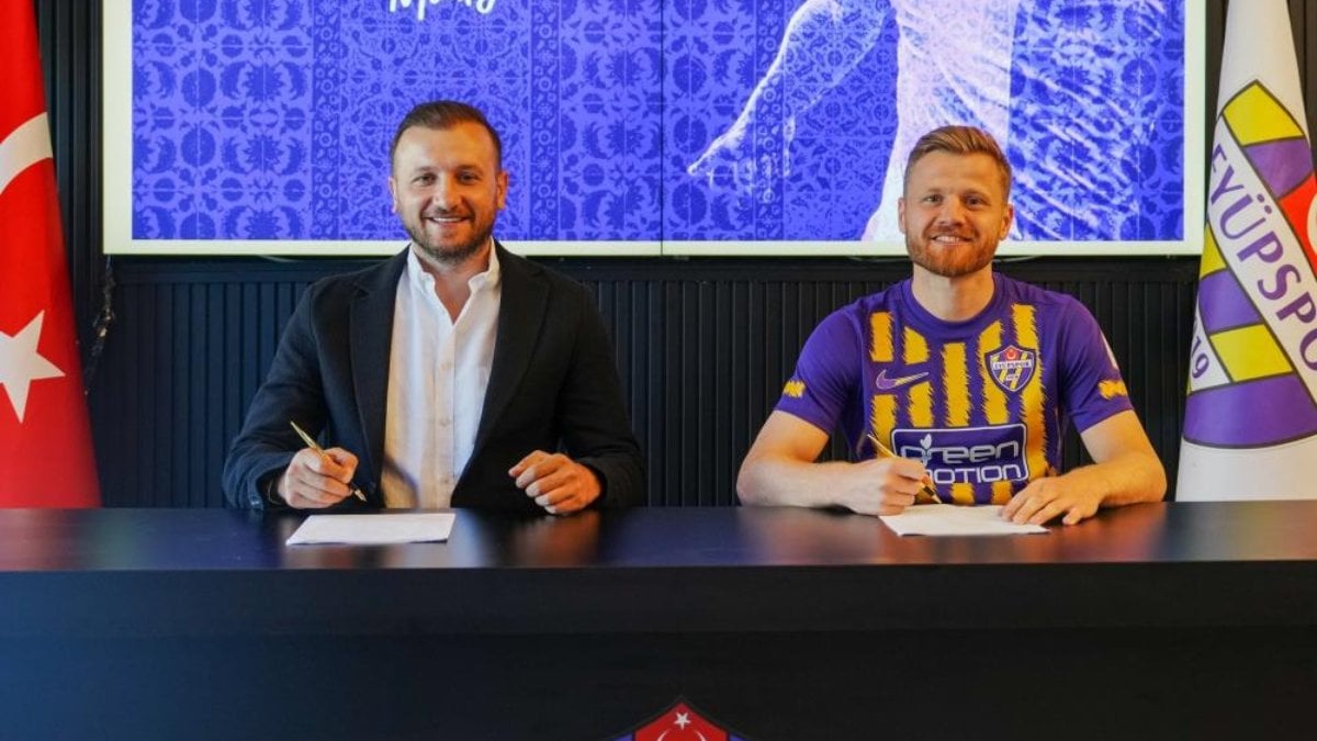 Eyüpspor, Norveçli futbolcu Midtsjö ile anlaştı