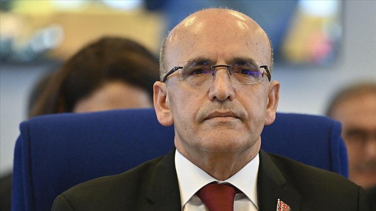Mehmet Şimşek, AK Partili belediyeleri tasarruf konusunda uyardı