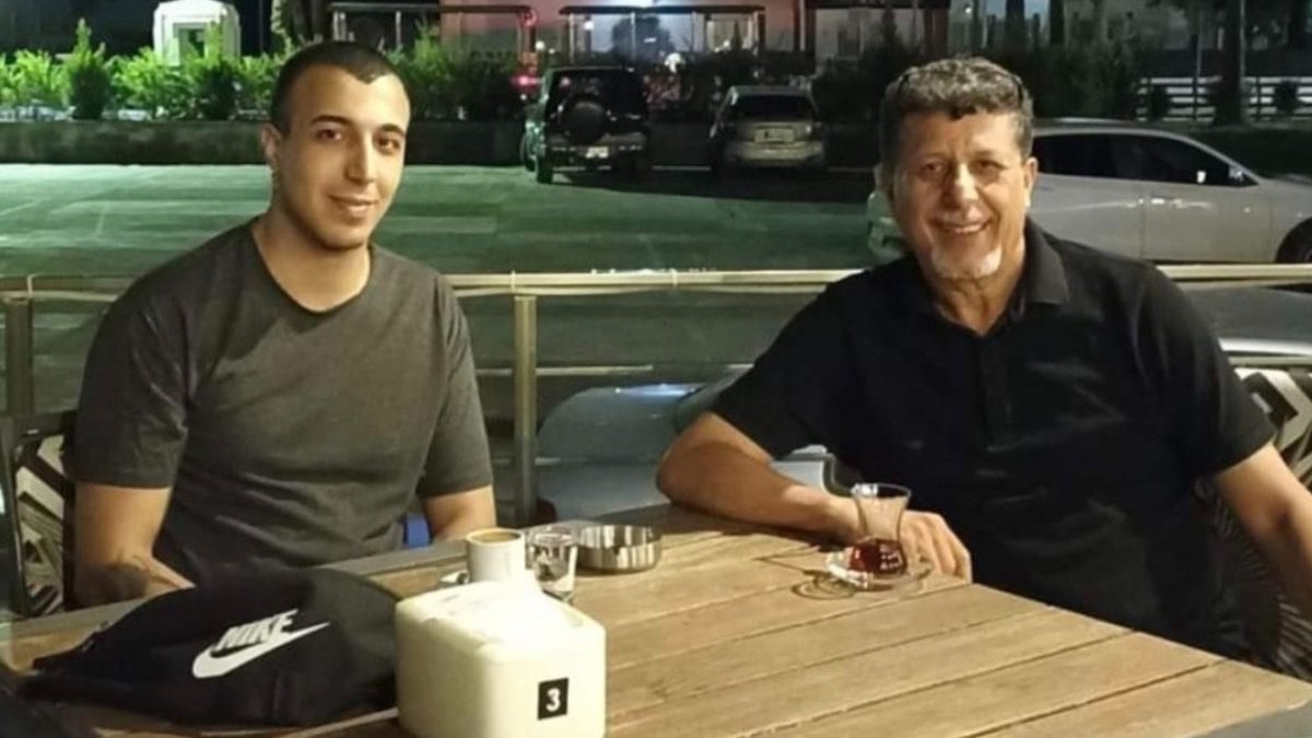 Adana'da oğlunun ölüm haberini aldı: Kalp krizi geçirip hayatını kaybetti