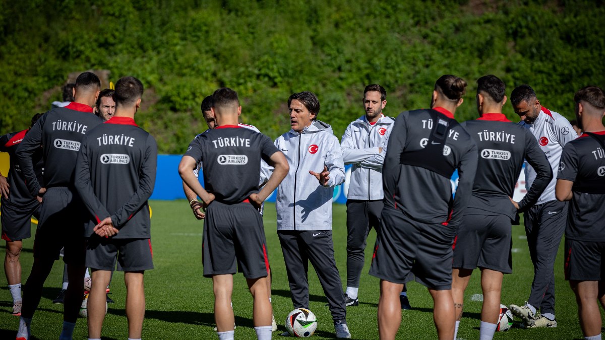 A Milli Futbol Takımı'nda Hollanda maçının hazırlıkları devam ediyor